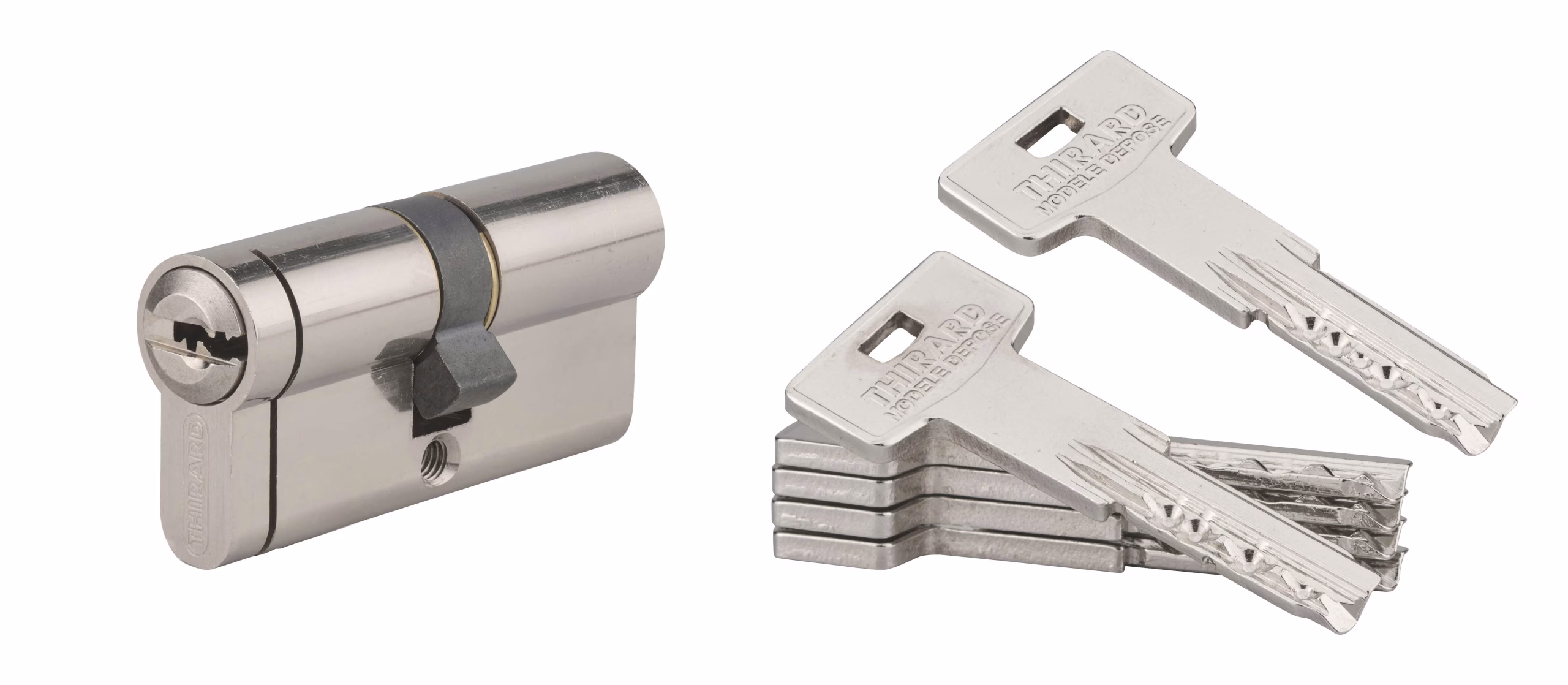 Cylindre TAURUS 30x30 mm nickelé 5 clés + 1 clé chantier