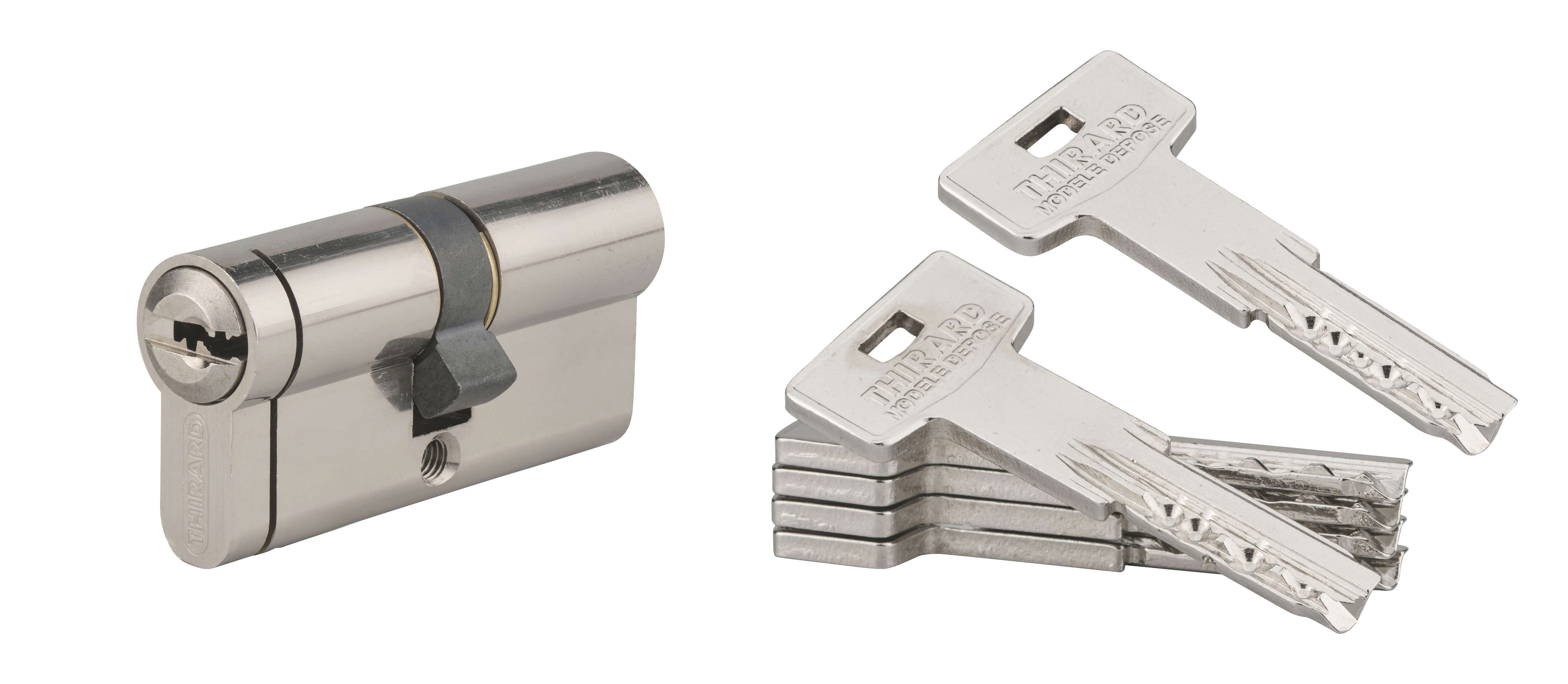 Cylindre TAURUS 30x30 mm nickelé 5 clés + 1 clé chantier